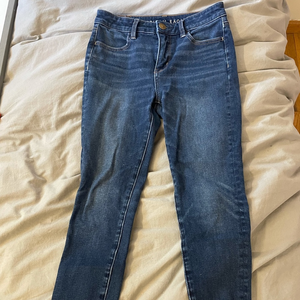 American Eagle The Dream Jean skinny jeans.